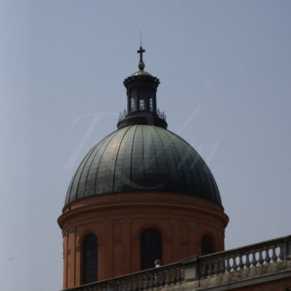 Toulouse, tête dans le ciel
